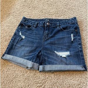 Ana jean shorts size 4